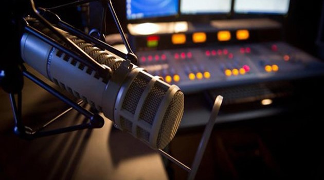 sesión Odio Resbaladizo 87 años de la Radiodifusora Venezuela, hoy Circuito Radio Venezuela 790 AM  – Otilca Radio