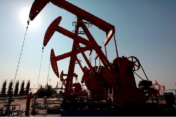 Día de la Industria Nacional del Hierro y el Petróleo