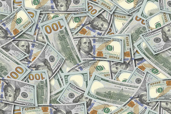 La Décima en el Día a Día: ¿Y quien para el dólar?