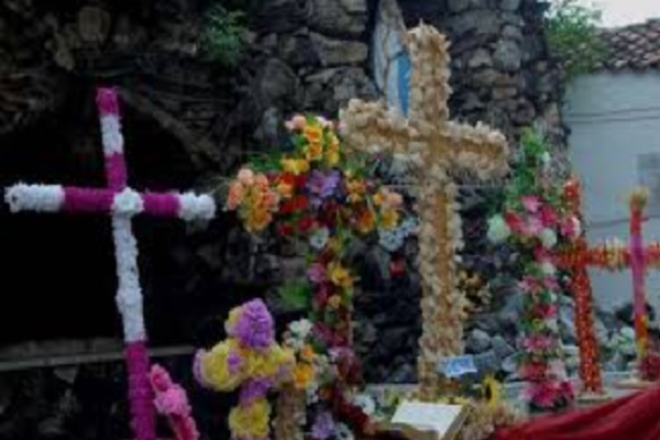 La Décima en el Día a Día: La Cruz de Mayo