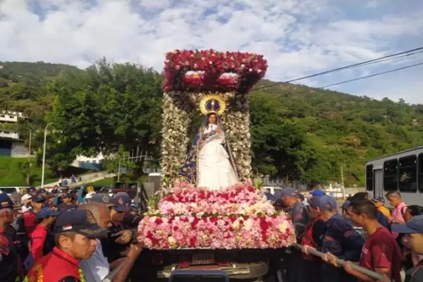 Trujillo rinde homenaje a la Virgen María durante todo el mes de mayo
