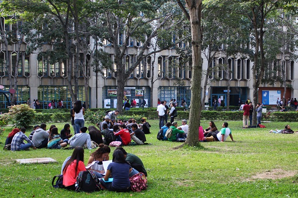 La UCAB convoca a reflexionar sobre el futuro de la educación digital en Venezuela