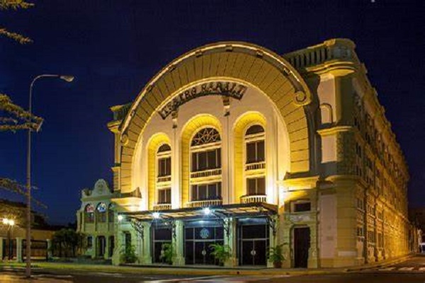 El Teatro Baralt se viste de gala para presentar "Oscuro, de Noche"