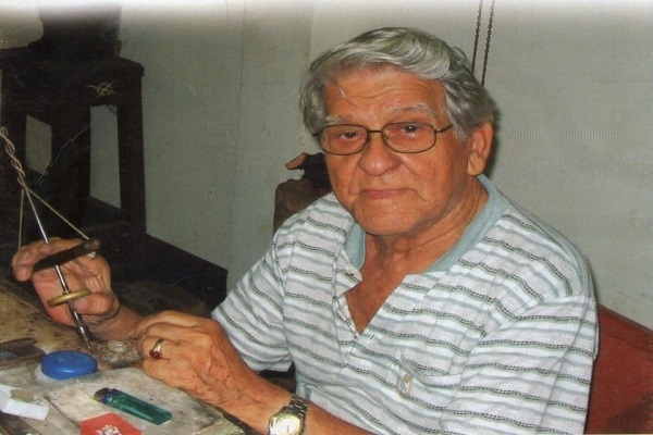 Jesús Santiago: Orfebre de San Juan