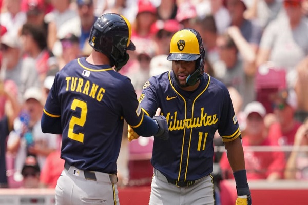 Acuña Jr. y Chourio lideran una jornada de batazos criollos