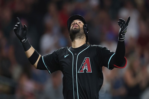 Eugenio Suárez explota con Grand Slam