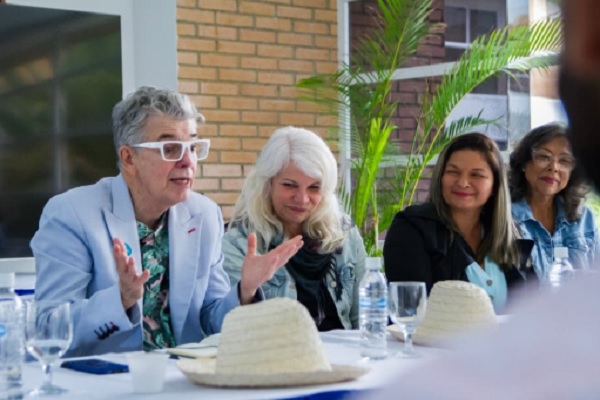 Javier Vidal celebra el aniversario de Microtheja Teatro en Margarita
