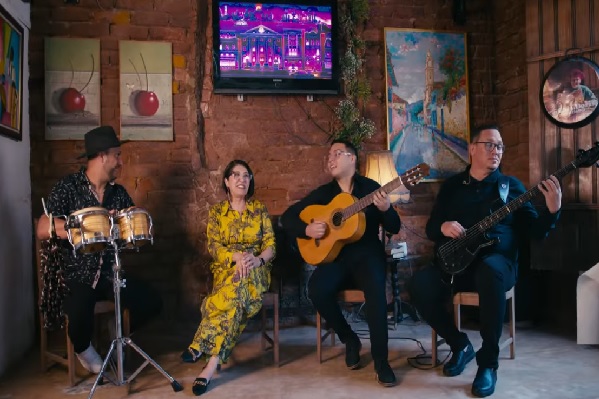 More presenta "Andas Diciendo": Un Bolero que reafirma la vigencia de las emociones