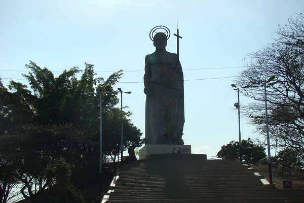 San Juan de los Morros se ilumina para sus Fiestas Patronales 2025