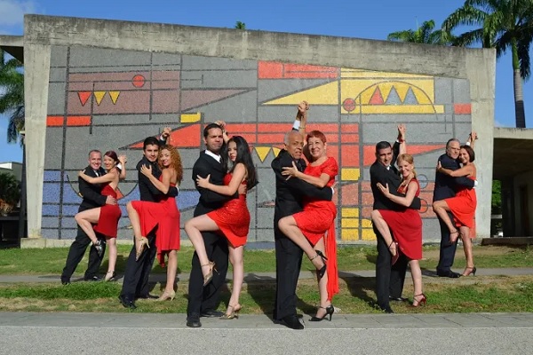 Caracas se rinde al compás del 2x4 con la segunda edición del Gardel Fest 2025