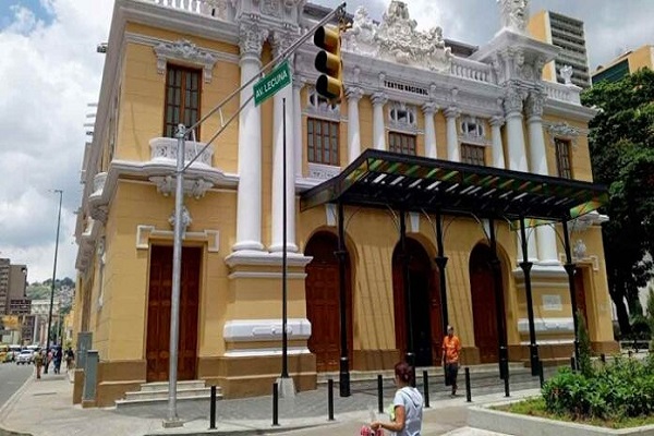 Vuelve a escena «El Coronel No Tiene Quien le Escriba» en el Teatro Nacional