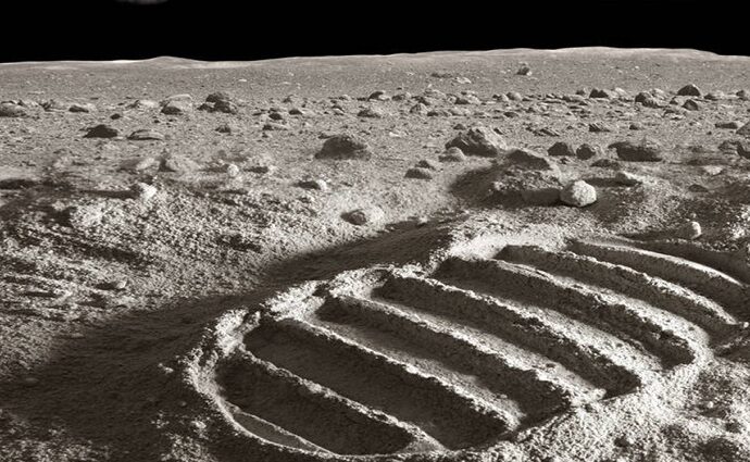 La Décima en el Día a Día: ¿En verdad, llegaron a la luna?