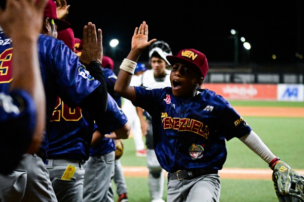 Venezuela debuta con victoria en la Serie del Caribe Kids 2025