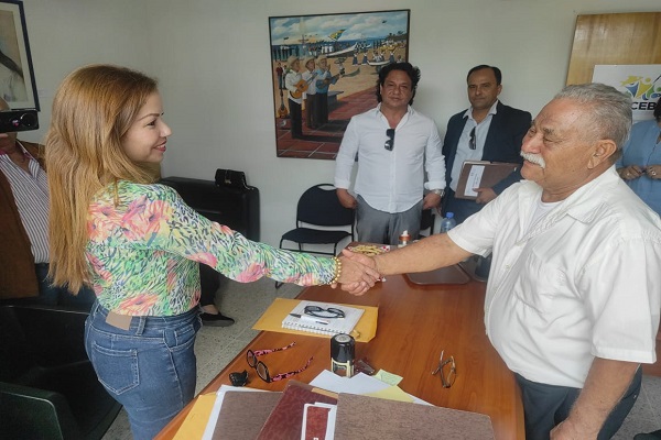 Celmary Velásquez Salazar asume la Presidencia del IADECEBNE