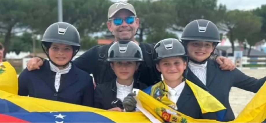 La Selección ecuestre infantil de Venezuela se corona campeona Mundial en Francia