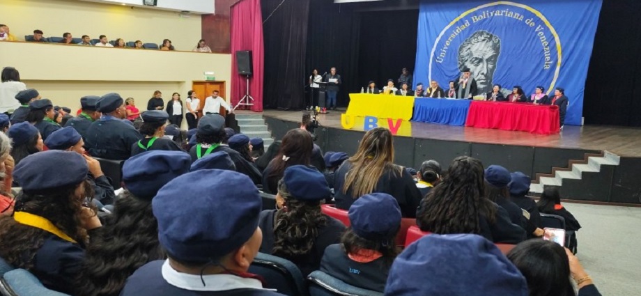UBV Nueva Esparta Gradúa 133 Nuevos Profesionales