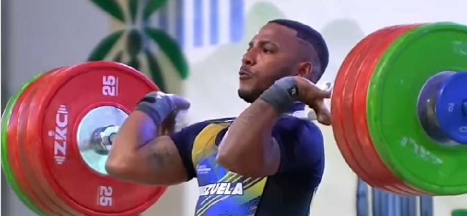 Julio Mayora se corona Campeón Panamericano y rompe récord