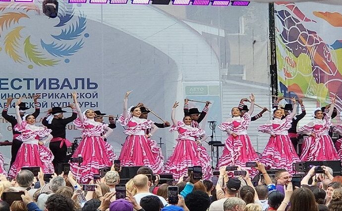 Ballet Romer Botini Conquista Moscú con el "Toque Venezolano"