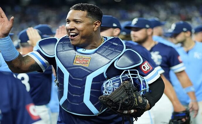 ¡Confirmado! Salvador Pérez jugará con Leones del Caracas