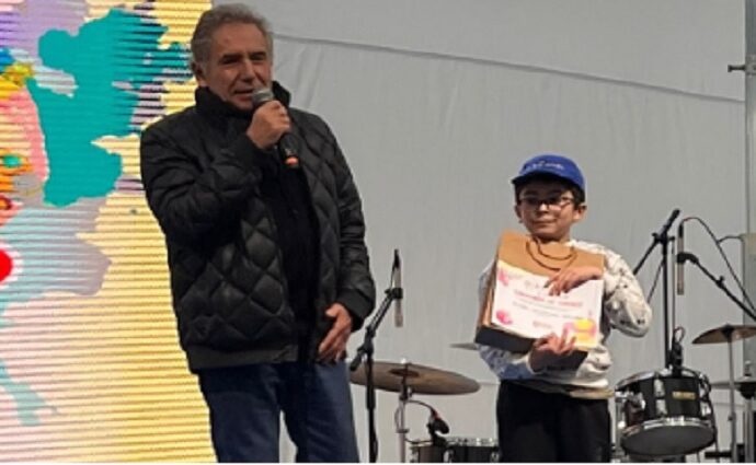 Niño venezolano conquista el Primer Lugar en Concurso de Cómics en Chile