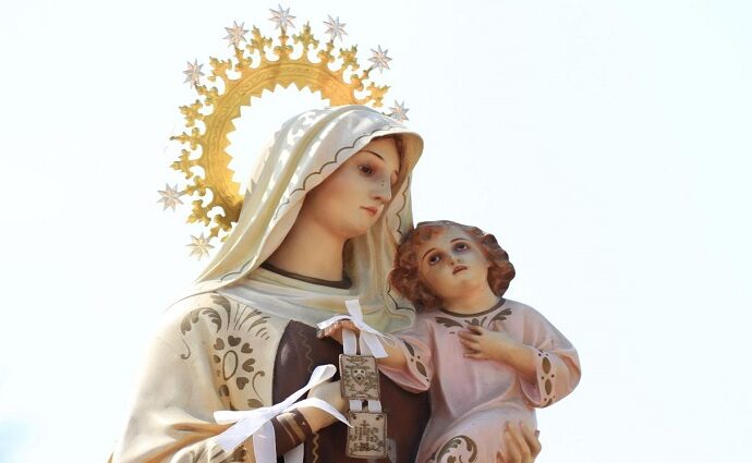 Venezuela se viste de devoción en el Día de la Virgen del Carmen