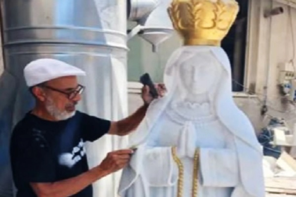 Humberto Cazorla culmina monumental escultura de la Virgen de El Valle