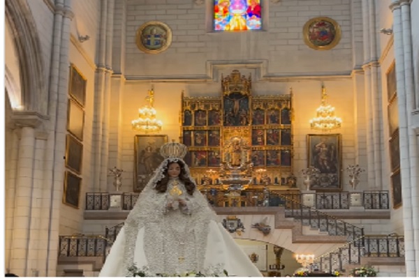 La Virgen de El Valle visitó a la patrona de Madrid