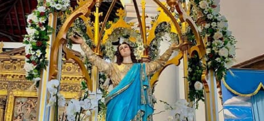 La Décima en el Día a Día: La virgen de la a Asunción