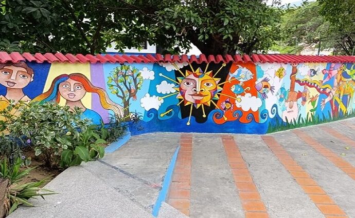 Bulevar Panteón de Caracas exhibe murales de Felipe García