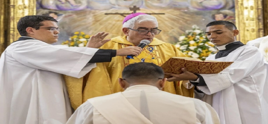 La Diócesis de Margarita da la bienvenida a un nuevo sacerdote: Presbítero Gustavo Fajardo