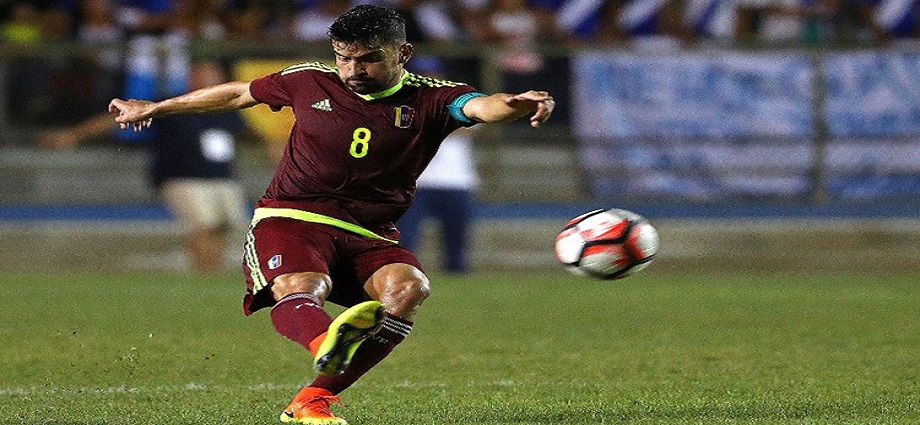 Tomás Rincón anuncia su retiro de la Vinotinto