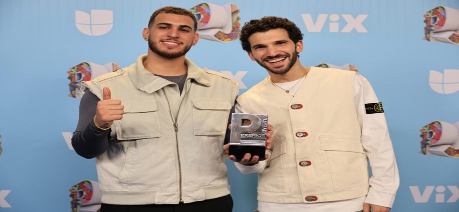 Alleh & Yorghaki triunfan en Premios Juventud