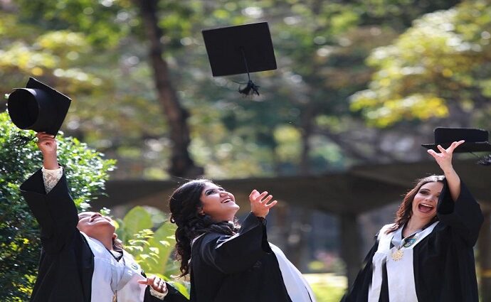 Estudio revela que el 72% de los jóvenes universitarios prefieren quedarse en Venezuela