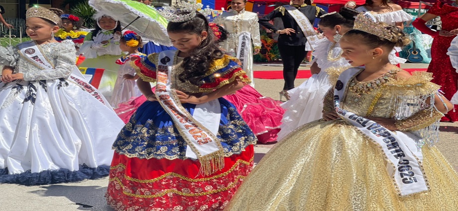 Valera celebra la hermandad binacional en el Quinto Festival de Artistas Aficionados