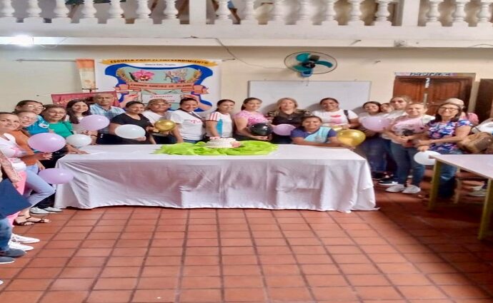 Escuela de Emprendimiento Carmen Sánchez de Jelambi cumple 67 años de formación en Valera