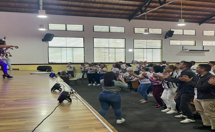 Trujillo celebra la hermandad cultural en el Festival de Artistas Aficionados