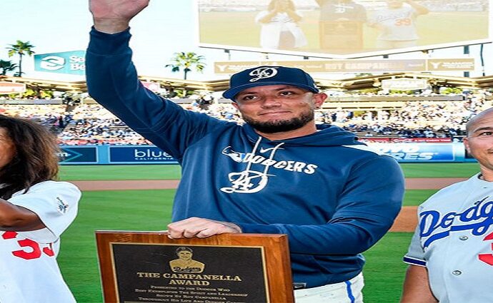 Miguel Rojas gana su segundo premio Roy Campanella