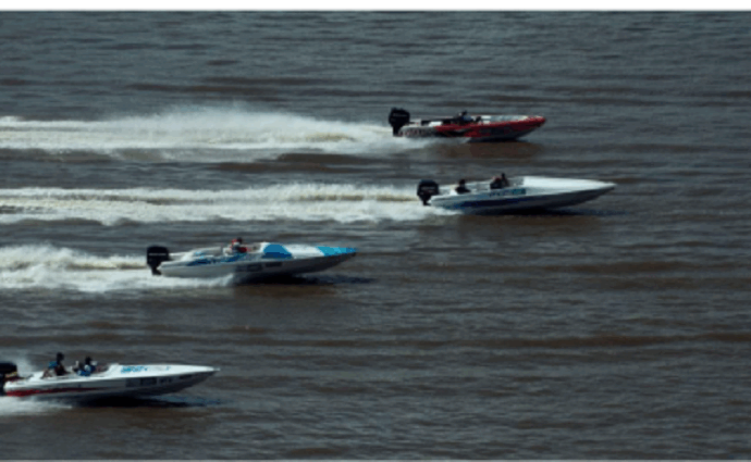 Embarcaciones zarpan de San Fernando en la 50° edición del rally "Nuestros Ríos Son Navegables"