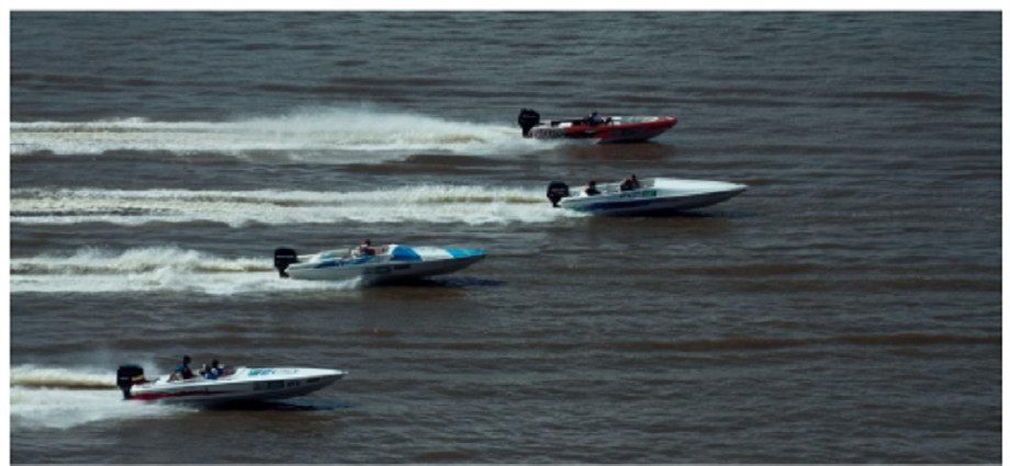 Embarcaciones zarpan de San Fernando en la 50° edición del rally "Nuestros Ríos Son Navegables"