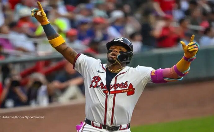 Ronald Acuña Jr. y Luis Arráez brillan en la recta final de la MLB