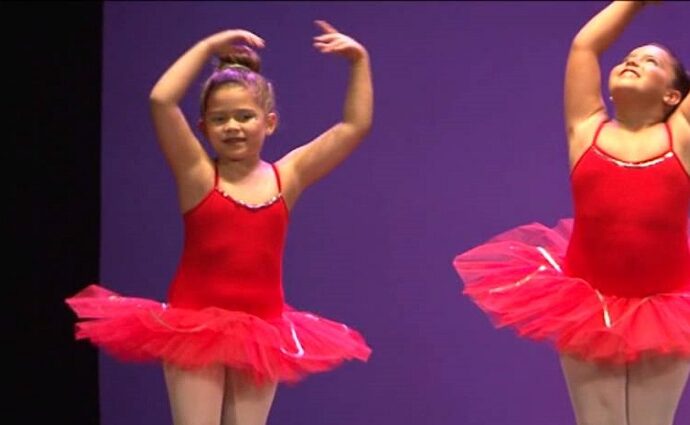 Clase gratuita de ballet para niños en Juan Griego