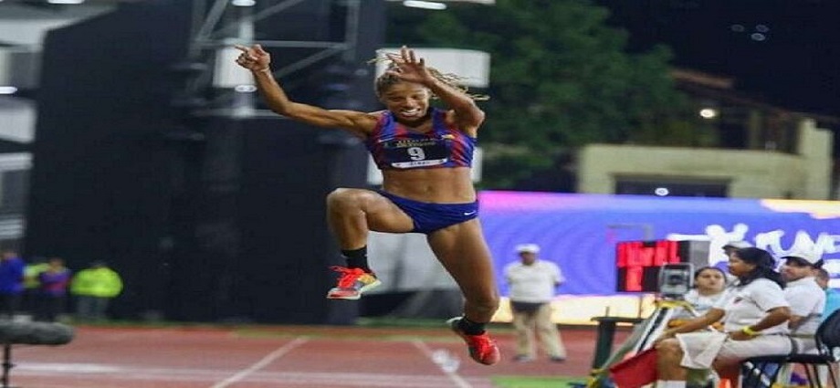 Yulimar Rojas vuelve a competir en Venezuela y sella la noche con el Oro