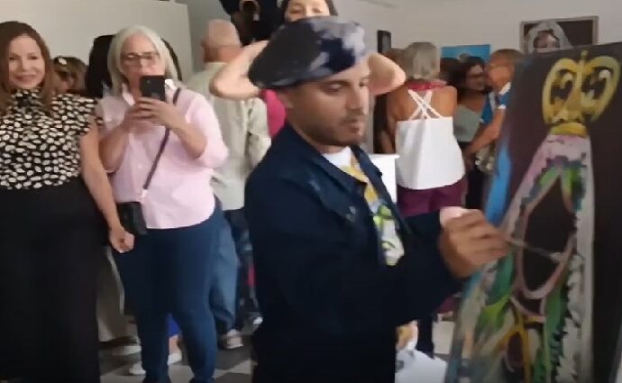 Combinación artística en la Expo Colectiva "Timonel de Esperanza y Sabiduría"