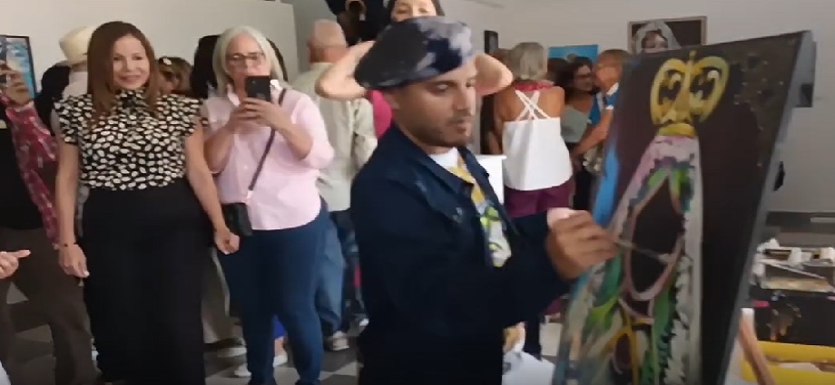 Combinación artística en la Expo Colectiva "Timonel de Esperanza y Sabiduría"