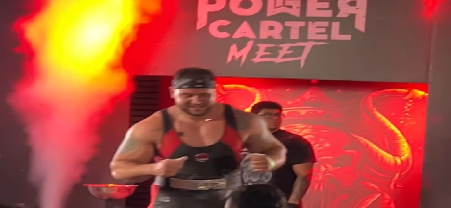 Gilberto Rojas bate récord en Powerlifting en Medellín