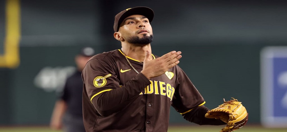 Robert Suárez sigue siendo el salvador