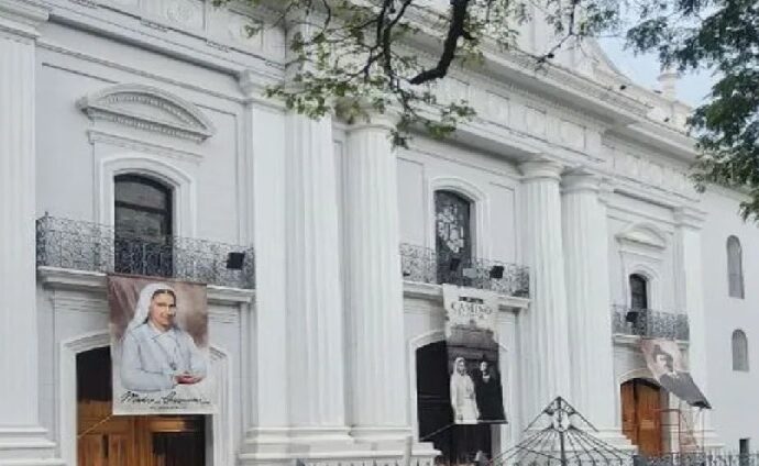 Inician obras en la Iglesia de La Candelaria por canonización de los Santos Venezolanos