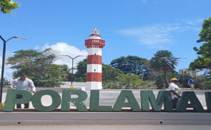 Porlamar estrena letras icónicas en El Faro de La Puntilla