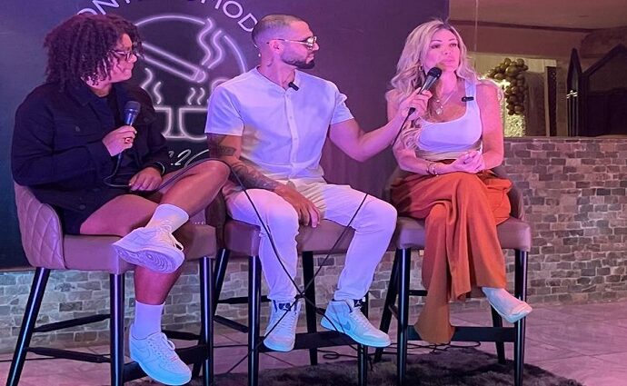 '1 Cigarrito y 2 Café': El nuevo podcast de Sabrina Salemi, Mai Vargas y Dhane Pérez