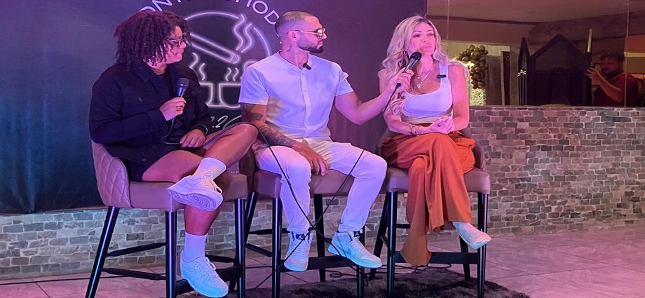 '1 Cigarrito y 2 Café': El nuevo podcast de Sabrina Salemi, Mai Vargas y Dhane Pérez